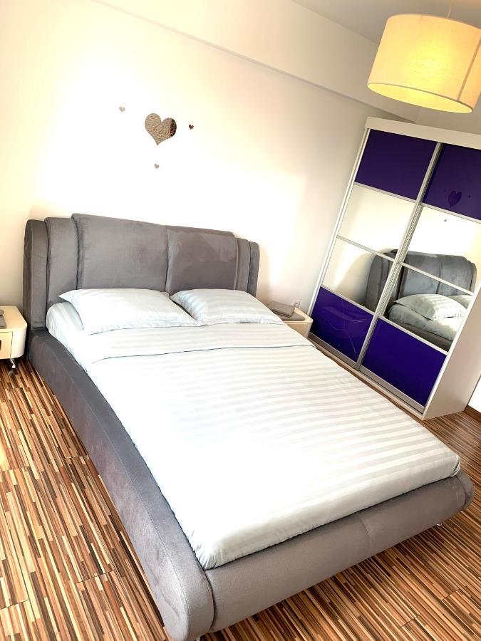 Sunny Central Apartments Suceava Luaran gambar